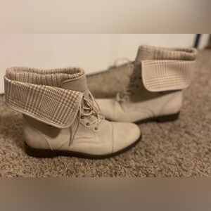 JustFab Elenora Sweater Fold over Ankle Boots, 11